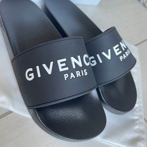 GIVENCHY Slides - Men's Sandals